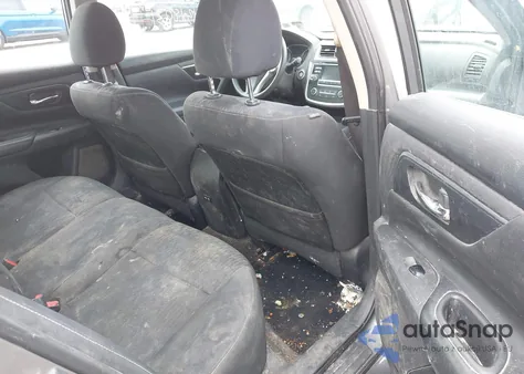 2017 Nissan Altima 2.5 S z USA, uszkodzony, nr VIN 1N4AL3AP5HC477015